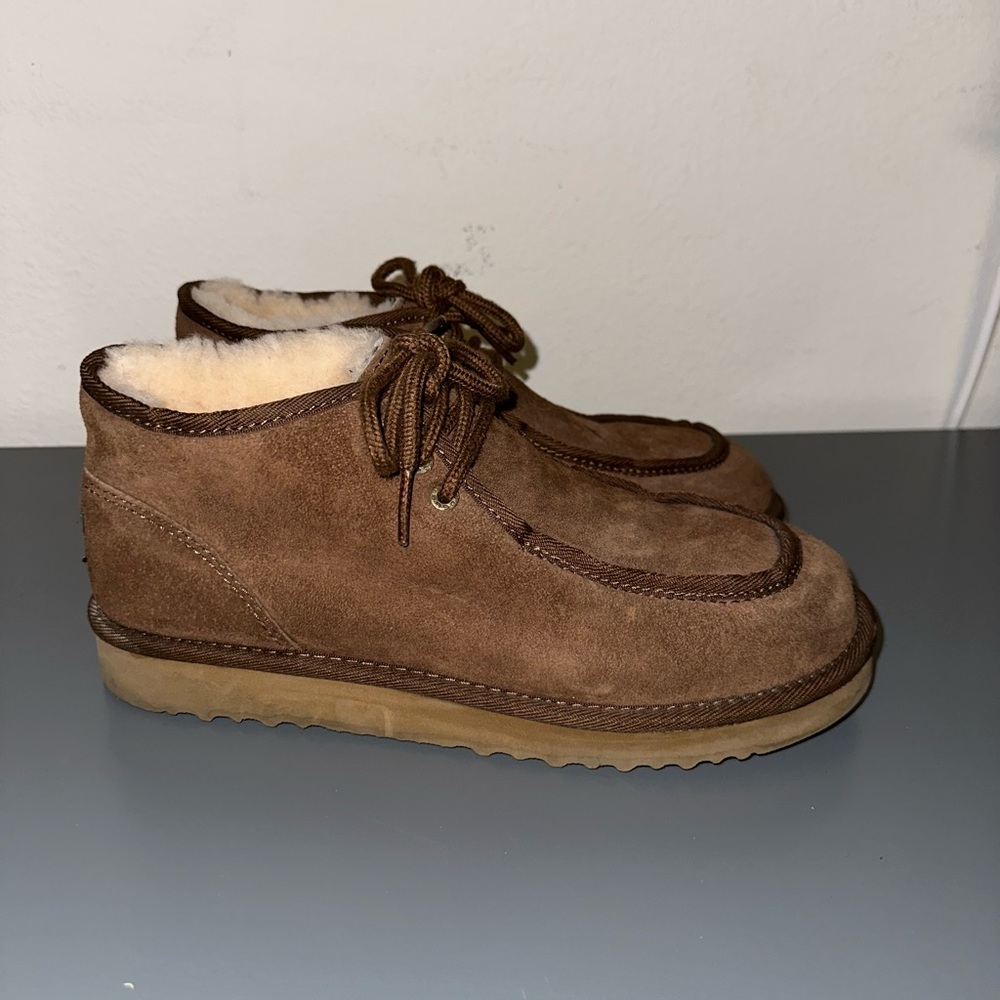UGG Australia 5832 Chukka Neumel Brown Suede MEN 9 EU 42 MID ANKLE BOOT